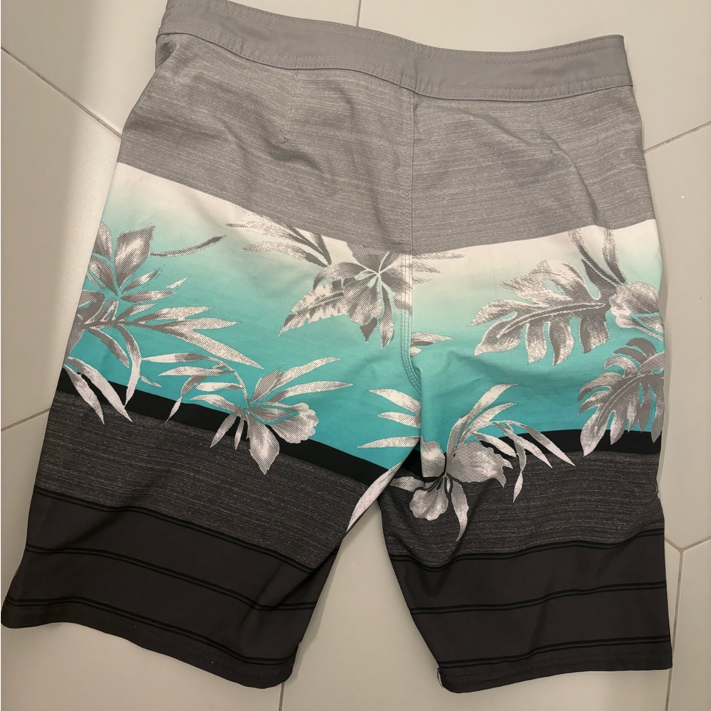 Oneill pool trunks Size M Men - Picture 8 of 9